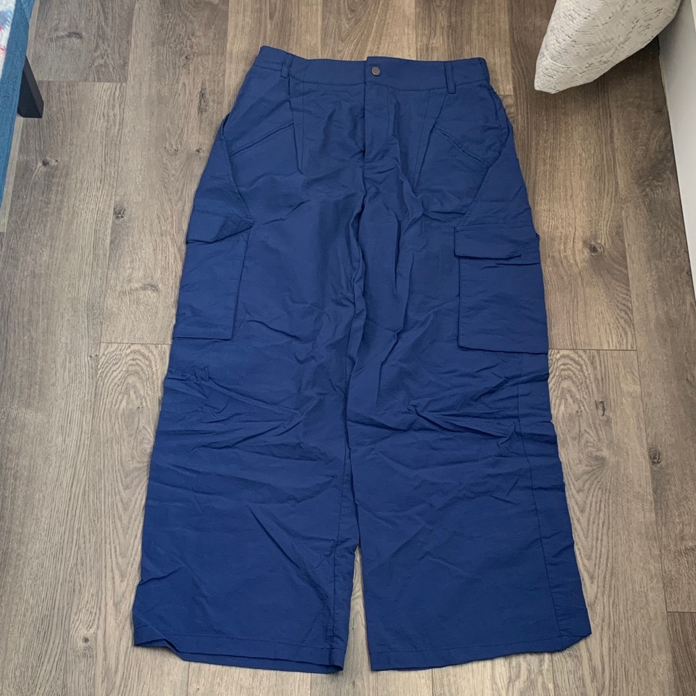 HALARA Wide-Leg Cargo Pants